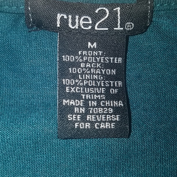 Top, Rue 21 Emerald Green Sequined Tank Top - Picture 5 of 8